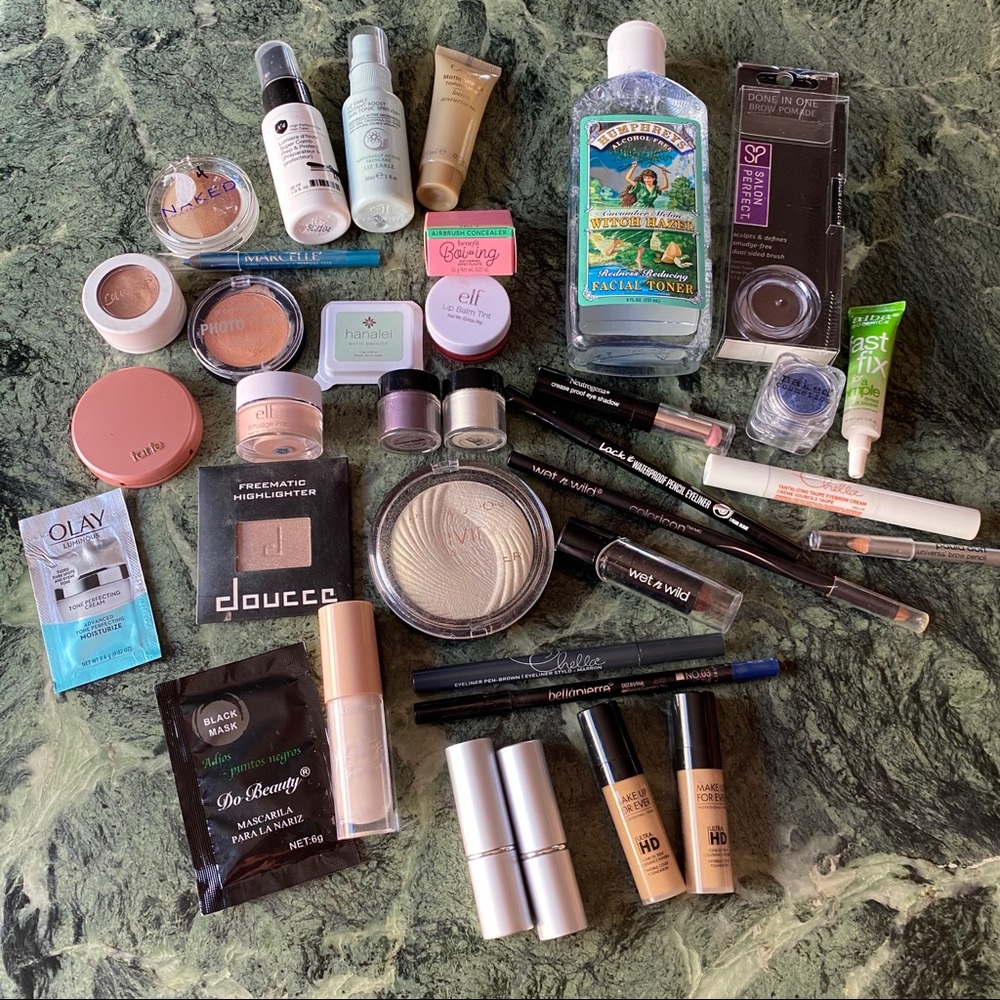 Make up bundle